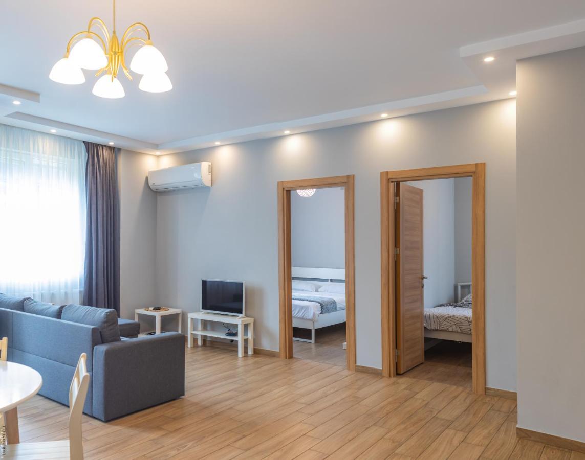 Apartment By The Sheraton 巴统 外观 照片